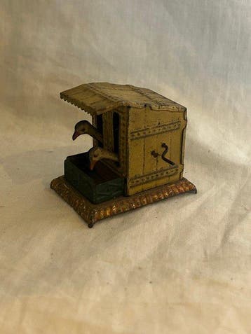 penny toys - Jouet en étain - Ganzen voer hok - 1910-1920 -