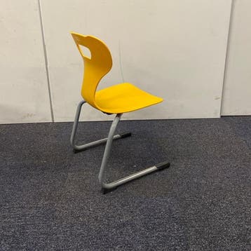 HaBa schoolstoelen, stapelstoel, zithoogte 35 cm, Geel -, Gebruikt, Eén