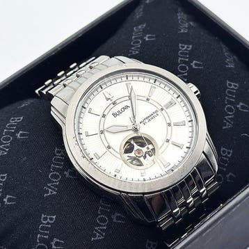 Bulova - Classic Open Heart White Dial - Sans prix de