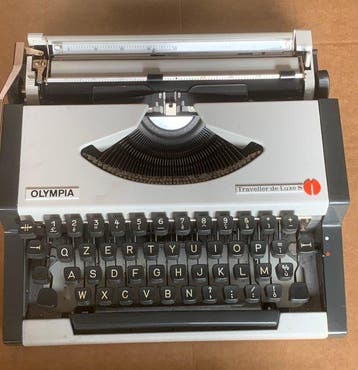 Lot van twee vintage draagbare typemachines - Typemachine -