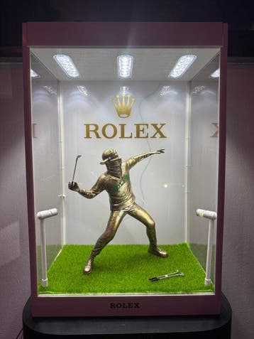 ArtMM - Figuur - Rolex Golfman Gold - Banksy Style -Rolex