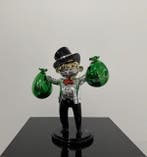 Van Apple - Show Me The Money