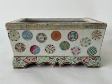 Twee narcisplanters - Porselein - China - Qing Dynastie