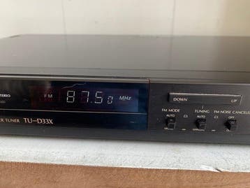 Sansui - TU-D33X Tuner