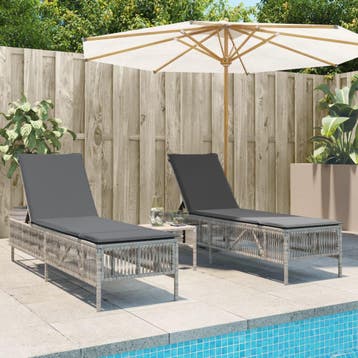 vidaXL Ligbedden 2 st met tafel poly rattan lichtgrijs, Verzenden