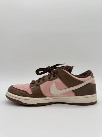 Nike - Nike SB Dunk Low Stussy Cherry - Sneakers - Maat: EU