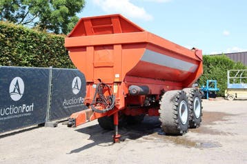 Veiling: Landbouwkipper Dewa TP 2300 2007