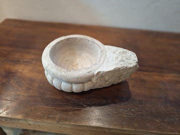 Barok Wijwatervat - 1750-1800 - Muur uit marmersteen