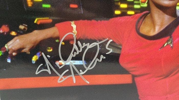 Star Trek The Original Series - signed by Nichelle Nichols, Collections, Cinéma & Télévision