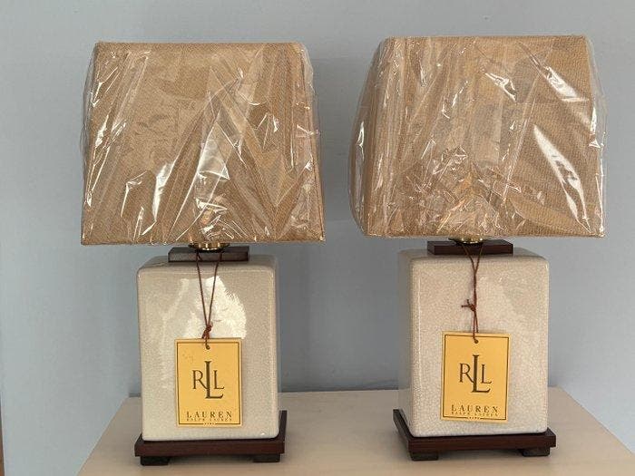 Ralph Lauren - Lamp (2) - Hout, porselein. - Luxe RL, Huis en Inrichting, Overige Huis en Inrichting