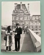 Jean Ribiere (1922 - 1989) - Agent renseignant une touriste