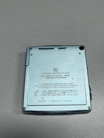 Sony - MZ-E707 Portable MiniDisc Player Walkman