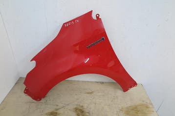 voorkant linker spatbord Toyota Yaris IV, Verzenden, Gebruikt