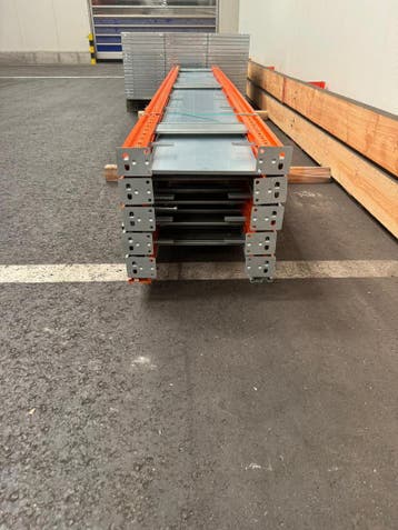 Legbordstelling 10m - 11 staanders 3070x500mm + 60 legborden, Ophalen of Verzenden