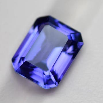 1 pcs Bleu, Violet Tanzanite - 5.88 ct - International, Handtassen en Accessoires, Edelstenen, Nieuw
