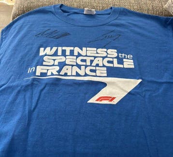 Red Bull Racing - F1 - Max Verstappen & Pierre Gasly signed