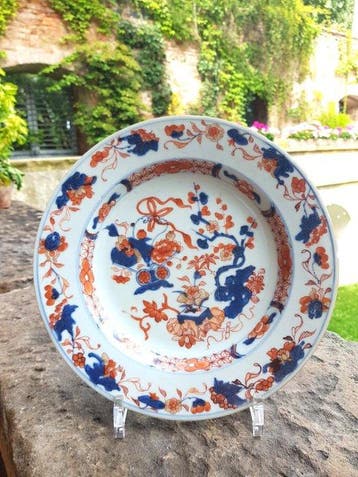 Beau plat en porcelaine Imari d’exportation chinoise du, Antiquités & Art