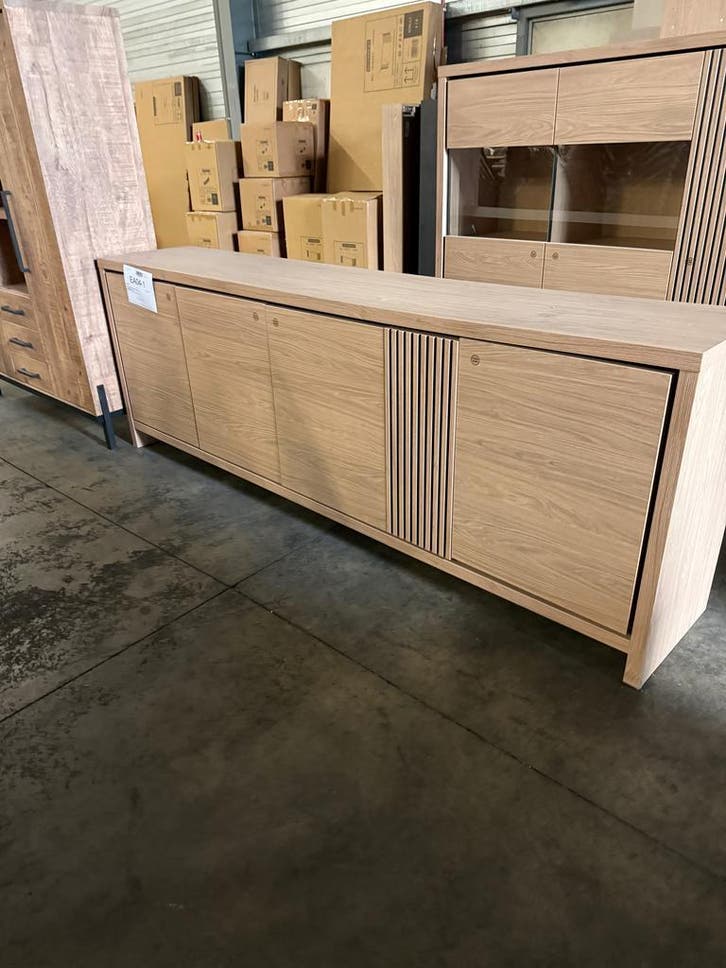 Levanzo dressoir, blond oak, Huis en Inrichting, Kasten | Dressoirs, Nieuw, Overige materialen