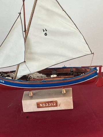 Objets maritimes - N-53312 - Bois- Bateau méditerranéen