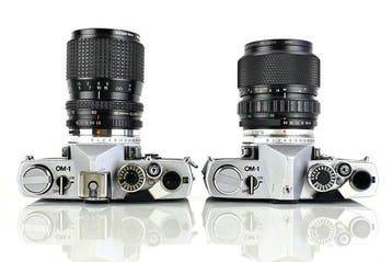 Olympus 2 stuks OM-1 + 2 zoomlenzen Analoge camera, Nieuw