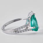 Statement ring - 14 karaat Witgoud - 2.78ct. tw. Smaragd -