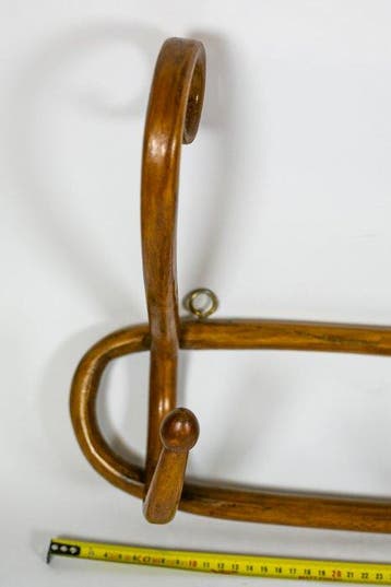 Kapstok - Hout - houten kleerhangers