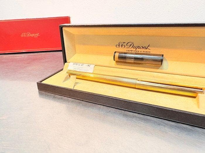 S.T. Dupont Classique / Classic – Penna stilografica nuova, Verzamelen, Pennenverzamelingen
