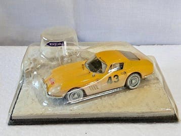 BEST MODEL 1:43 - Model raceauto - FERRARI 275 GTB/4 Rallye, Nieuw