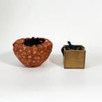 Kyo-yaki (),  - Chawan - Keramiek, zwarte glazuur,