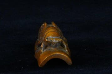 Absolute veiling - gesigneerde Gyokusho boxhout netsuke