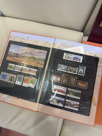 Australië 1982/1994 - 10 boeken met jaargangen van, Gestempeld
