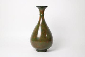 Antieke Japanse bronzen vaas door Hun, perenvormige vaas