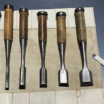 Tataki Oire Nomi | Bench Chisels w/ Roll Case - Outil de