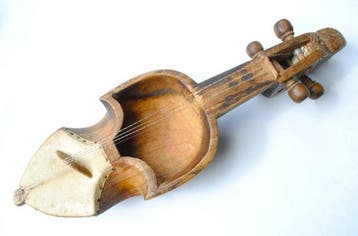 Oud!!! Sarangi met boog uitgehouwen, 57 cm snaarinstrument,