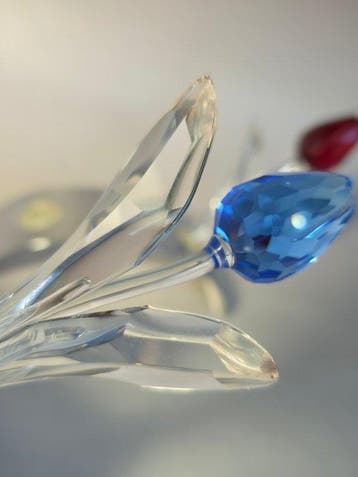 Swarovski - Beeldje - SCS tulip ornament on metal base -