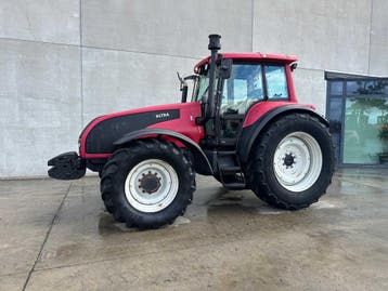 Online veiling - VALTRA - T150 - Vierwielaangedreven, Ophalen