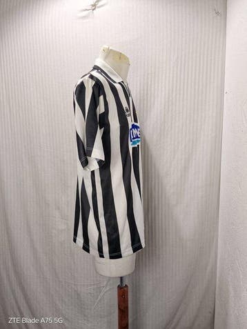 Voetbalshirt, Nieuw