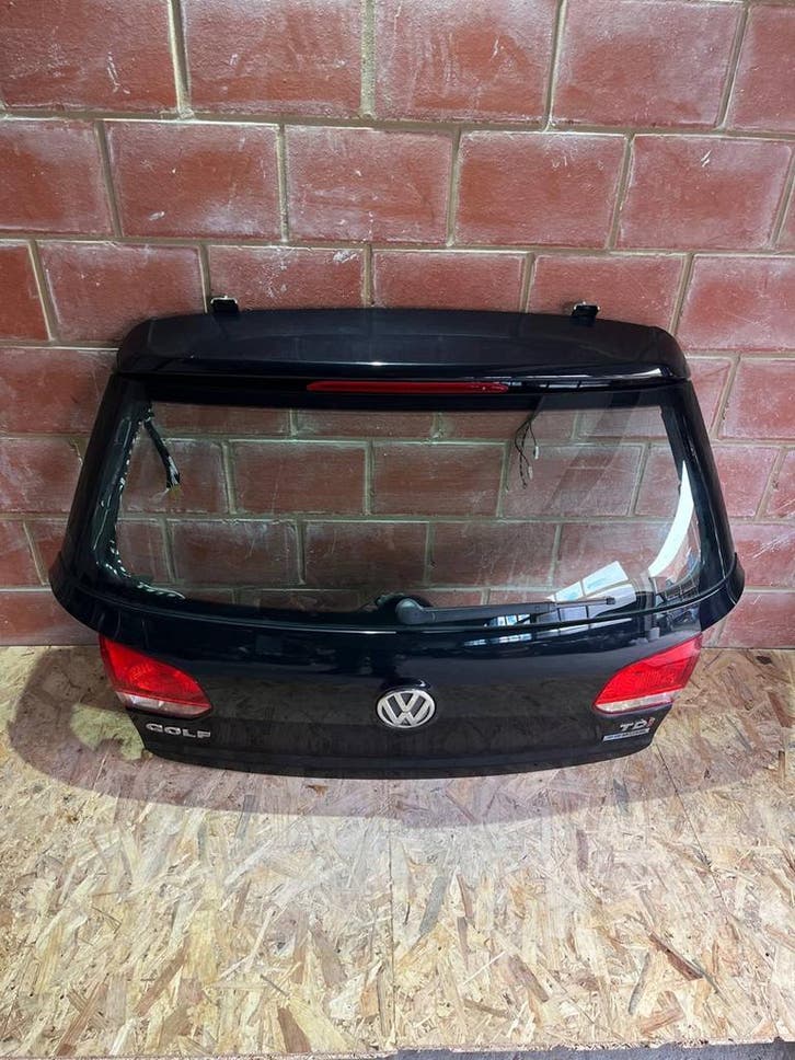 Coffre arrière Volkswagen Golf VI 2008 -2012 Hatchback Noir, Autos : Pièces & Accessoires, Carrosserie & Tôlerie, Volkswagen, Utilisé