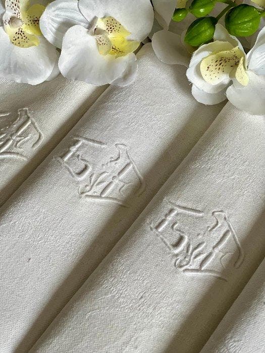 Set oude linnen servetten, met de hand geborduurd met, Antiquités & Art, Curiosités & Brocante