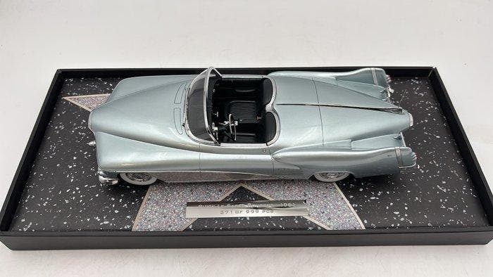 Minichamps 1:18 - Modelauto - Buick Le Sabre Concept 1951 -, Hobby & Loisirs créatifs, Voitures miniatures | 1:5 à 1:12