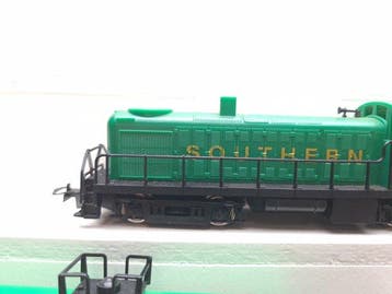 Mehano H0 - Treinset (5) - 5-delige trein met locomotief en, Nieuw