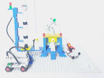 Lego Set - 920 - Classic Space, Space - Alpha-1 Rocket Base,