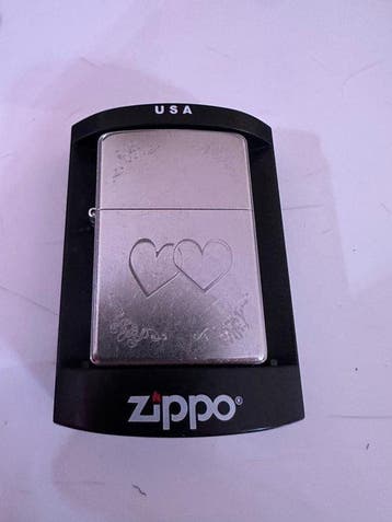 Zippo - Aansteker - IJzer (gegoten/gesmeed)