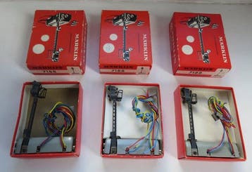 Märklin H0 - 7188 - Signaux (3) - Signaux lumineux, Hobby & Loisirs créatifs