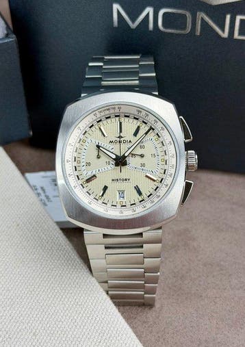 Mondia - History Concept Chronograph Date - Sans prix de