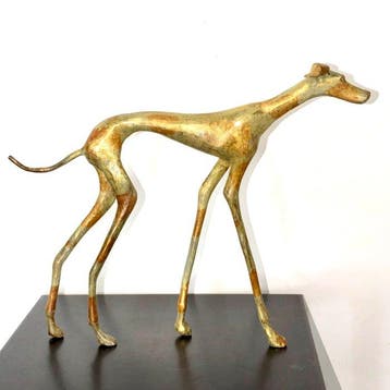 Abdoulaye Derme - sculptuur, Chien Lévrier élancé - 26 cm -