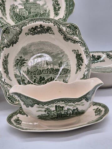 Eetservies - Johnson Bros England – Schalen & Sauciere Set –