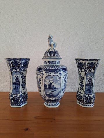 Boch for Royal Sphinx - Vase avec couvercle (3) - Céramique