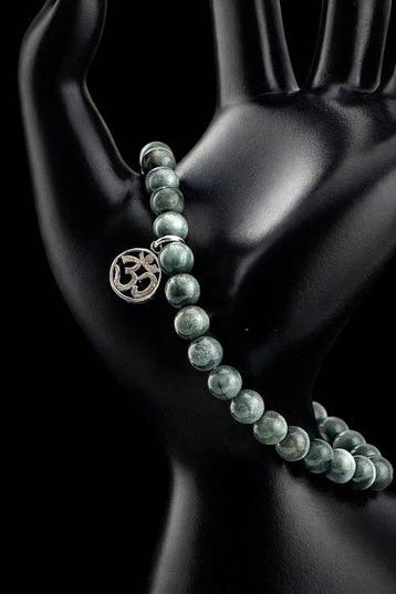 Haviksoog – Heilig Om-symbool – Spirituele bescherming –