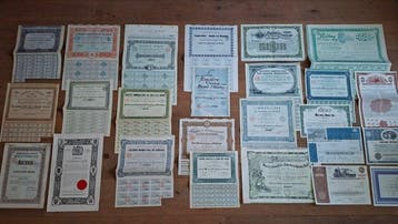 Document - The world of Real Estate in 25 shares and bonds,